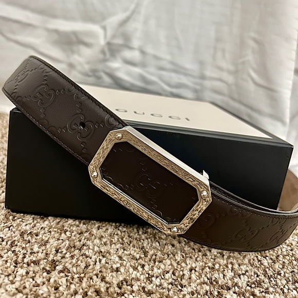 Gucci Brown Leather Belt with Silver Buckle